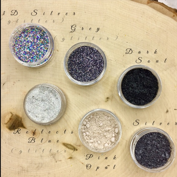 3 MAC samples Pigment & glitter! MOON: pick 3 - Picture 4 of 4