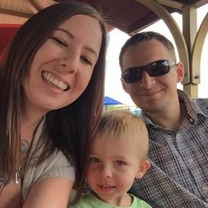 Meet your Posher, Hillary