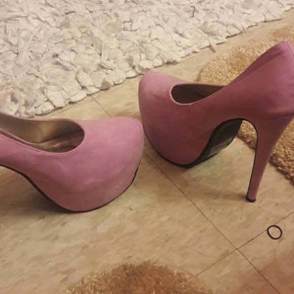 Lilac purple shoes - Picture 2 of 3