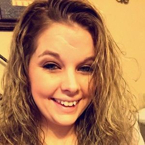 Meet your Posher, Brittney