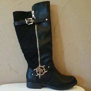 MK Winter boots