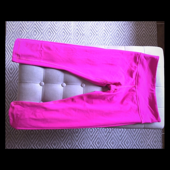 Lululemon crop reversible!