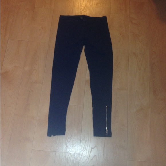 SOLD - Picture 2 of 6