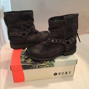 roxy holliston boots