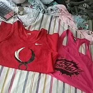 2 workout tanks large and medium
