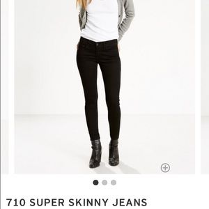 Black Levi's "Super Skinny" Black Jeans.