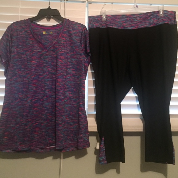 ****reduced price **** great workout gear - Picture 1 of 1