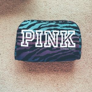 PINK VS Cosmetic Bag 👛