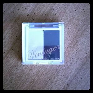 VINTAGE eyeshadow duo