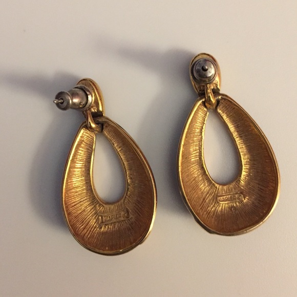 Napier Pierced Earrings - Picture 3 of 3