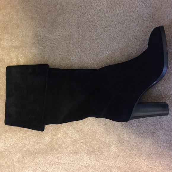 ❤️Beautiful Black Suede Boots  NWOT