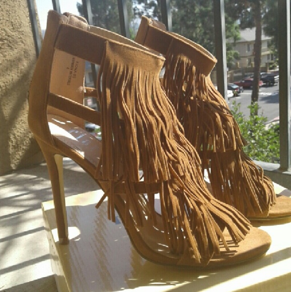 Sale!! Camel suede 4" heels - Picture 3 of 4