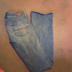 American Eagle distressed jeans