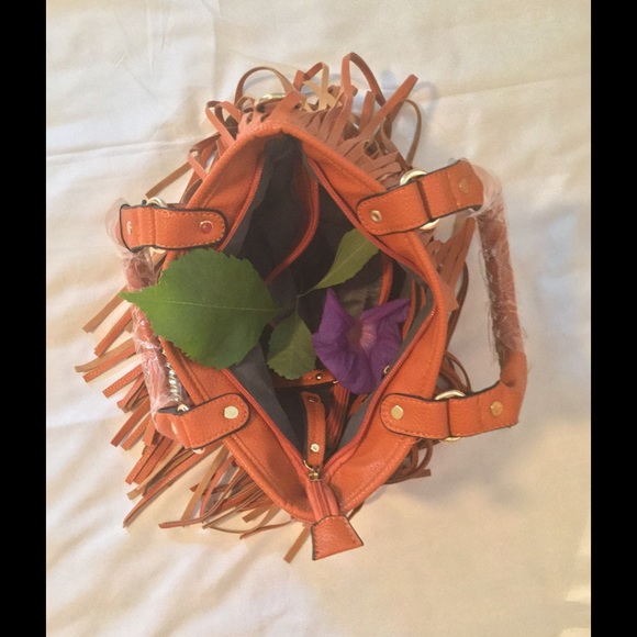 💝DIAMOND HEART, LEATHER Purse. FASHION LIMITED 😘 - Picture 3 of 4