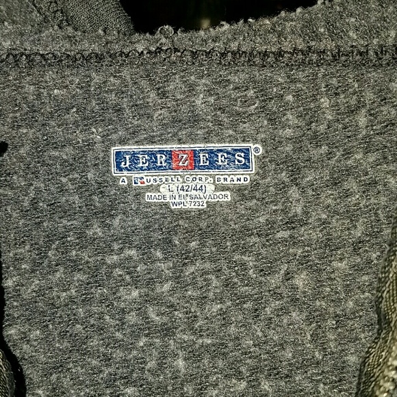 Unisex lightweight hooded jacket. - Picture 2 of 4