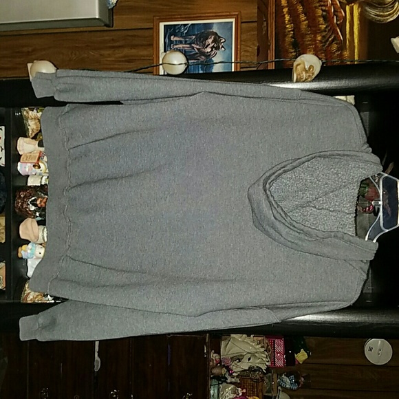 Unisex lightweight hooded jacket. - Picture 4 of 4