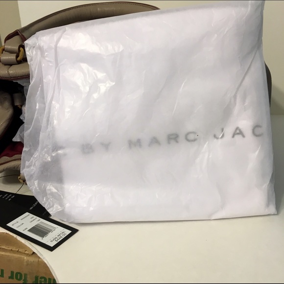 Marc by Marc Jacobs New Q Fran bag (Cement) - Picture 4 of 4