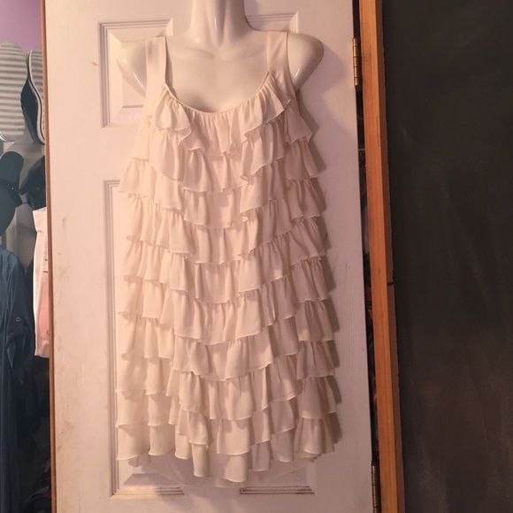 White 100% silk ruffle dress - Picture 5 of 8