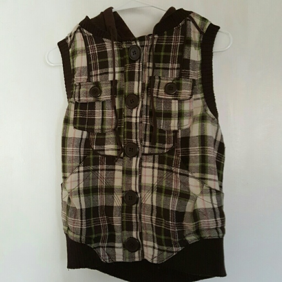 Hooded vest