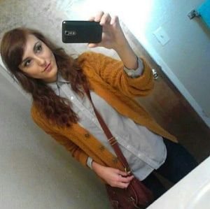 Forever 21 burnt yellow knit cardigan