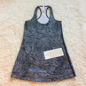Lululemon Sz 6 Seawheeze Tank NWT