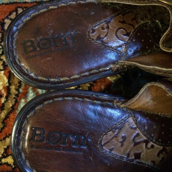 Women's Born Clogs - Picture 2 of 4