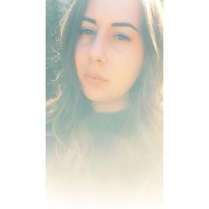 Meet your Posher, Leah