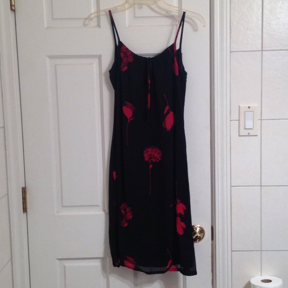 Black and red petite dress