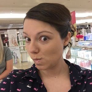 Meet your Posher, Jennifer