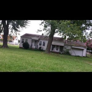 Meet your Posher, Christian