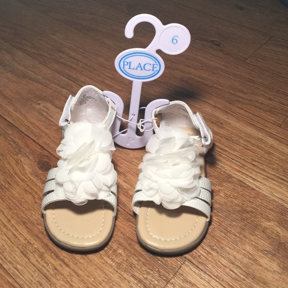 Girls sandal