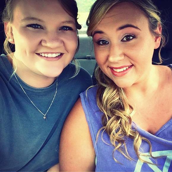 Meet your Posher, Katelyn