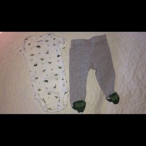 Newborn baby dinosaur outfit!