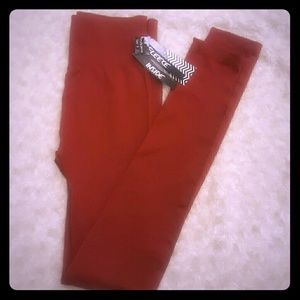 The Paper Store fleece inside leggings