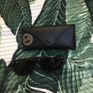 RAY BAN TORTOISE SUNGLASSES