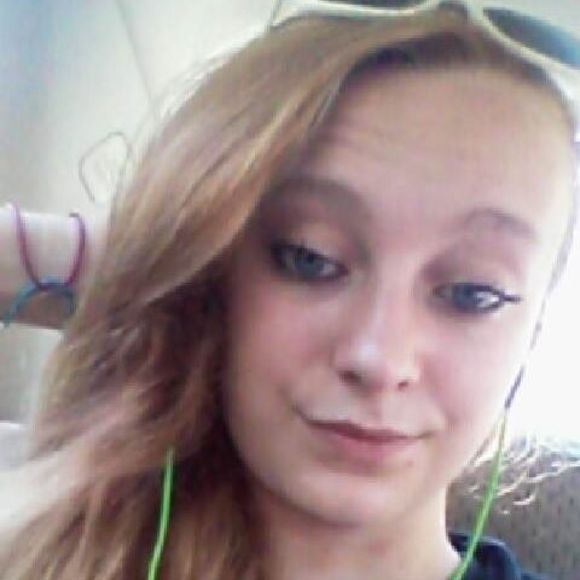 Meet your Posher, Bobbie - Picture 1 of 1