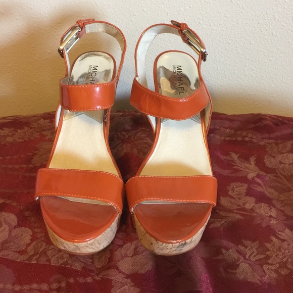 Shoes - Picture 3 of 4