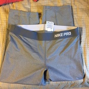 Gray Nike Pro Crops