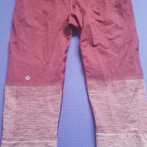 Lululemon Athletica cropped pants size 4
