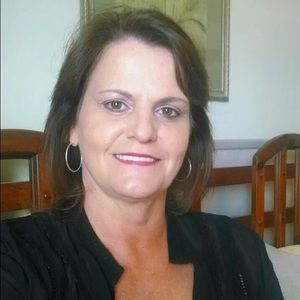 Meet your Posher, Renee