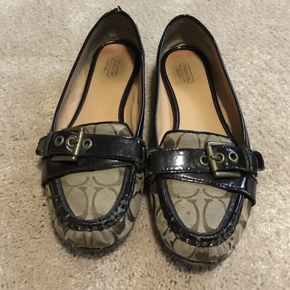 Coach flats