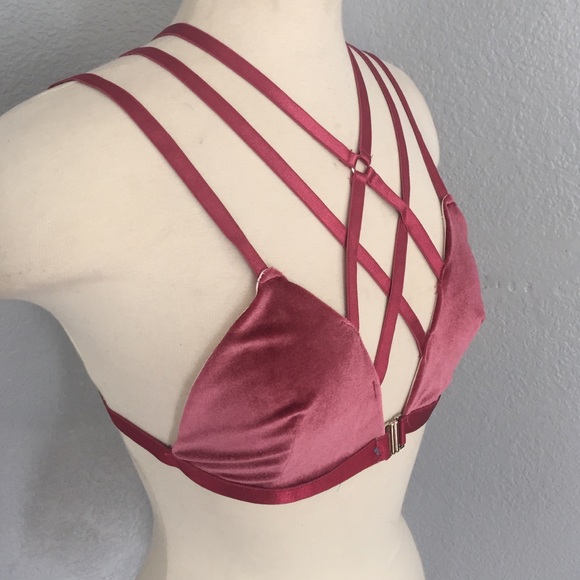 Rose pink velvet strap bra B1 - Picture 3 of 4