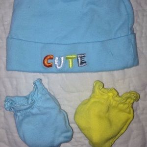 Hat and matching mittens