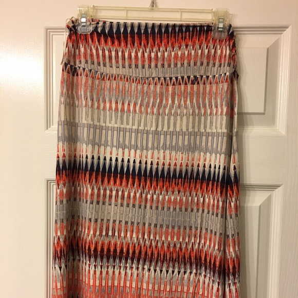 Ladies maxi skirt