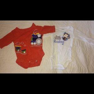 Long sleeve baby onesies