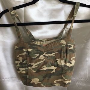 Camouflage crop top