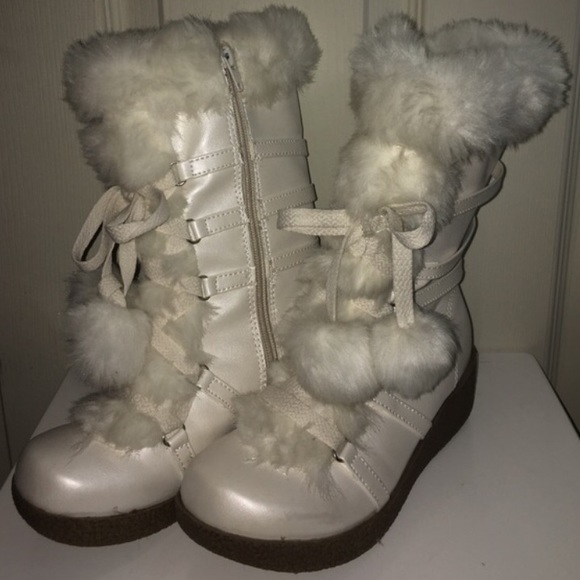 Sonoma White Winter Boots