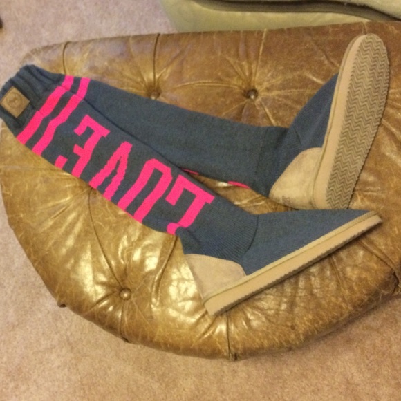 Victoria Secret Pink Slippers M