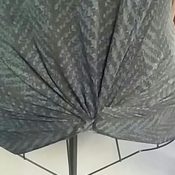 Gorgeous Simply Vera Top NWT - Picture 4 of 4