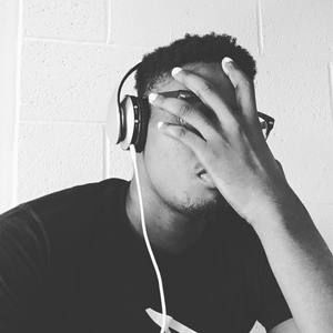 Meet your Posher, Derrick